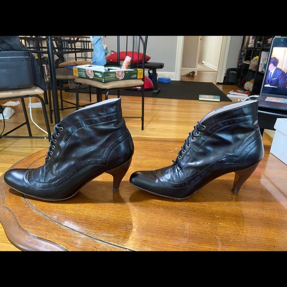 Fluevog Teapot Lady Grey boots - Picture 7 of 8